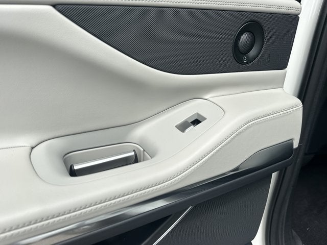 2026 Lincoln Navigator Premiere