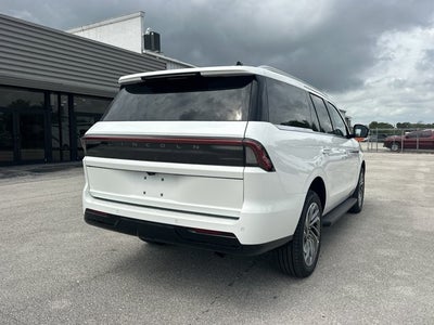 2026 Lincoln Navigator Premiere