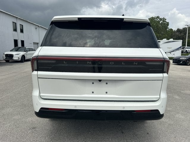 2026 Lincoln Navigator Premiere