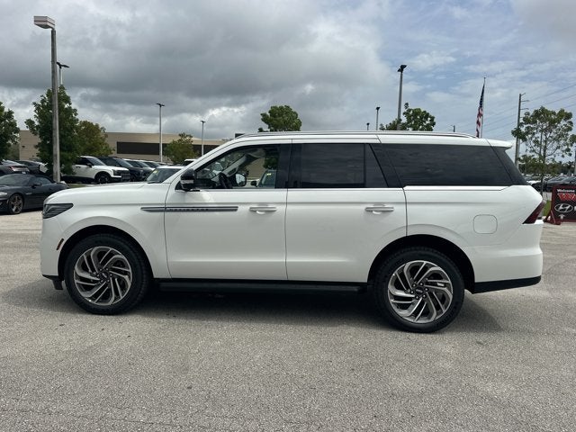 2026 Lincoln Navigator Premiere