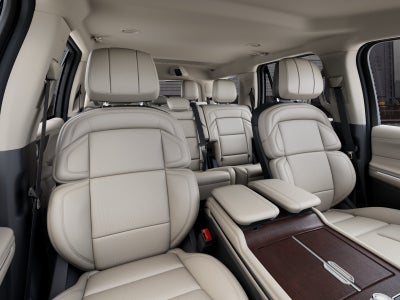 2027 Lincoln Navigator Premiere