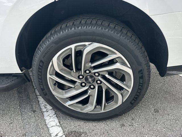 2027 Lincoln Navigator Premiere