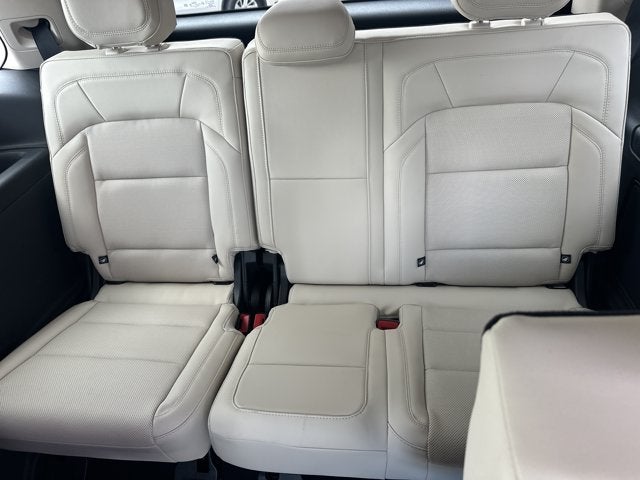 2027 Lincoln Navigator Premiere