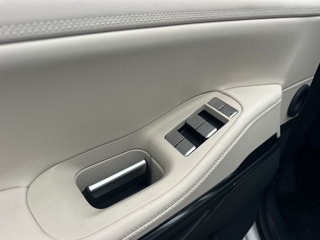 2027 Lincoln Navigator Premiere