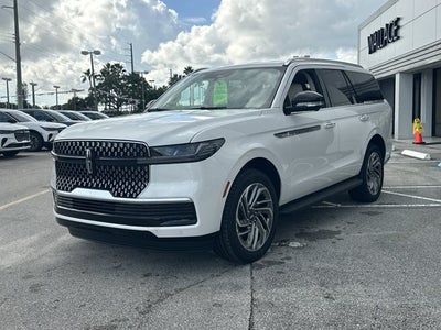 2027 Lincoln Navigator Premiere
