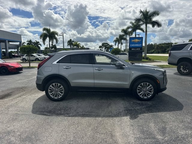2024 Cadillac XT4 FWD Premium Luxury