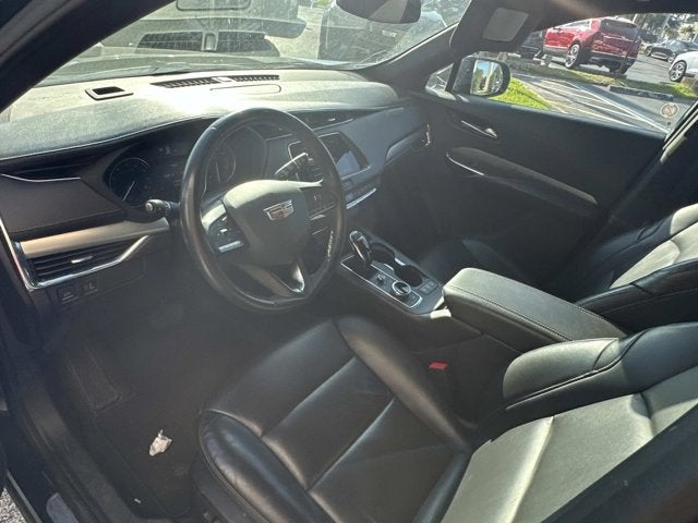 2023 Cadillac XT4 FWD Premium Luxury
