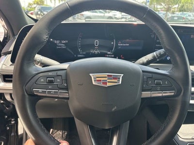 2025 Cadillac XT4 FWD Premium Luxury