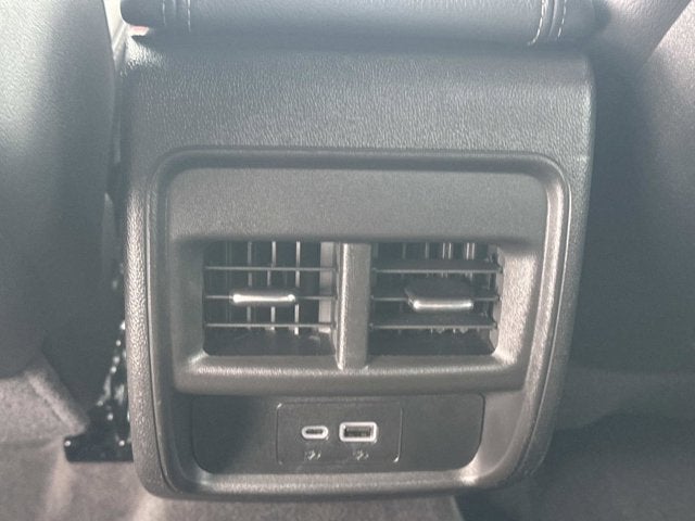 2024 Cadillac XT4 FWD Premium Luxury