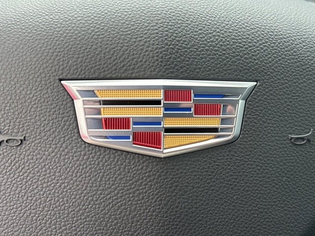 2024 Cadillac XT4 FWD Premium Luxury