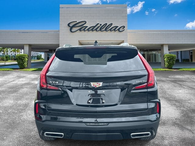 2024 Cadillac XT4 FWD Premium Luxury