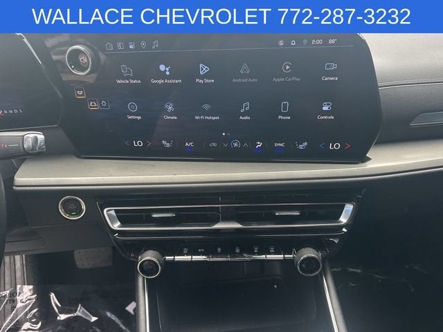 2024 Chevrolet Traverse LS
