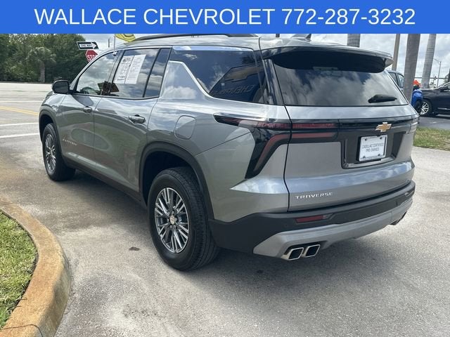 2025 Chevrolet Traverse LT