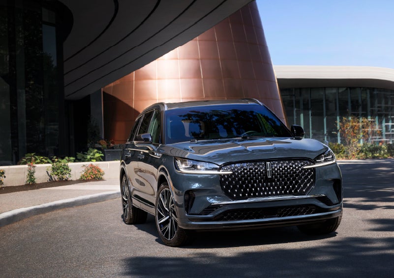 A 2026 Lincoln Black Label™ Aviator® SUV is shown with the available Special Edition Package. | Wallace Lincoln in Fort Pierce FL