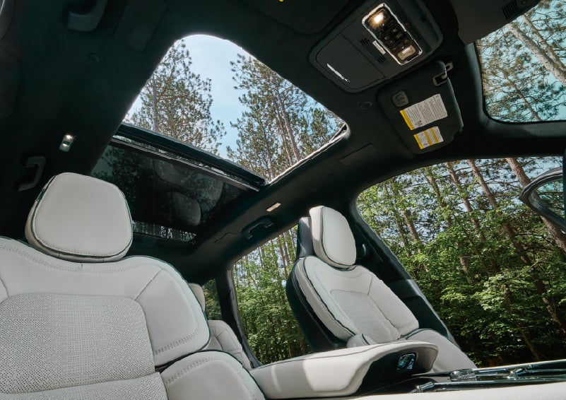 The front seats of a 2027 Lincoln Aviator® Black Label™ SUV | Wallace Lincoln in Fort Pierce FL