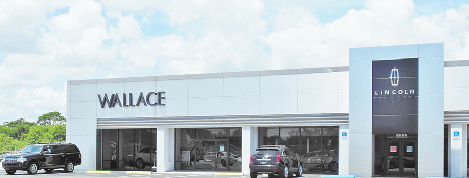 Exterior of Wallace Lincoln in Fort Pierce FL
